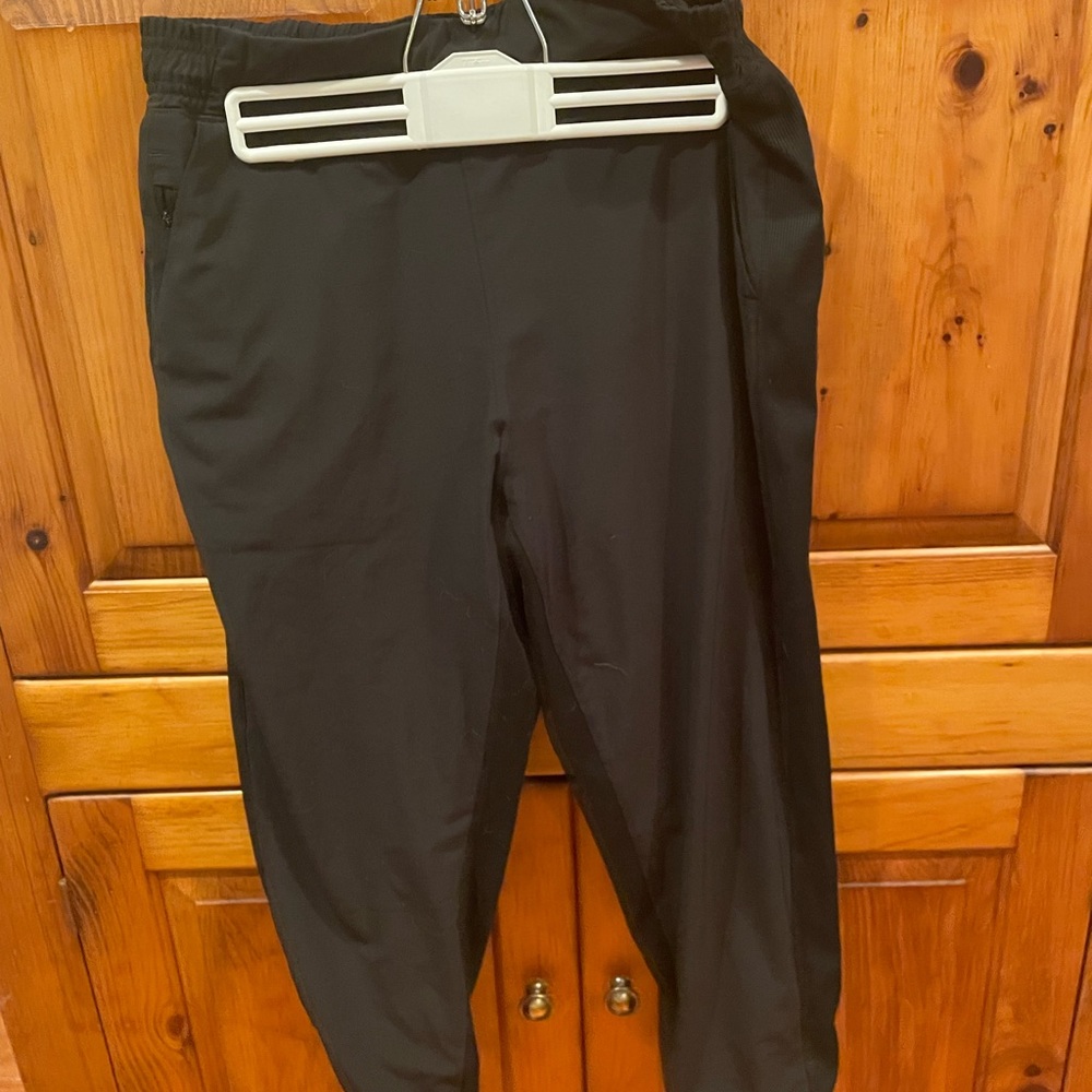 Athleta black pants